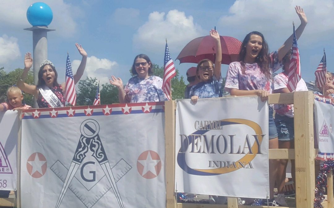 Carmel #421, DeMolay, and Job’s Daughters Bethel #68 Parade in CarmelFest