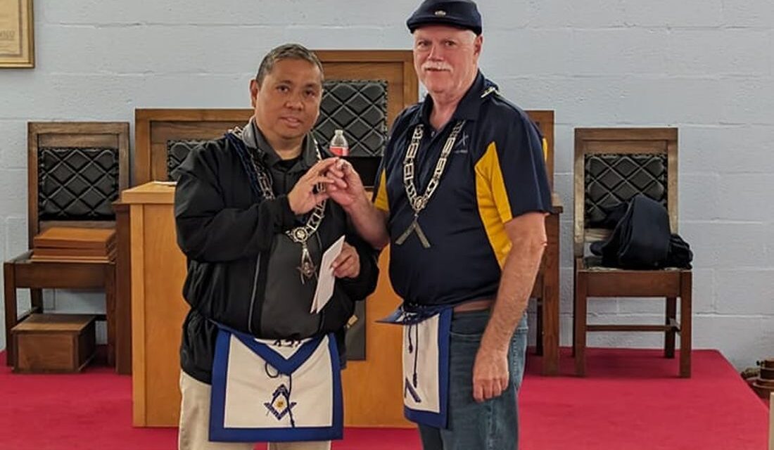 Sr. Deacon Carlo Nepomuceno Awarded Senior Ritualist Pin